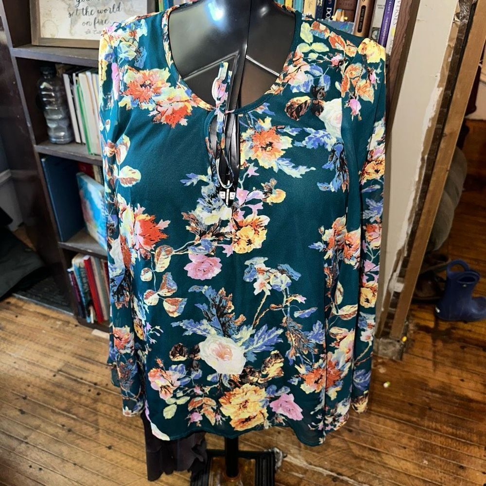 Show Me Your Mumu teal floral flowy boho M resort wear blouse